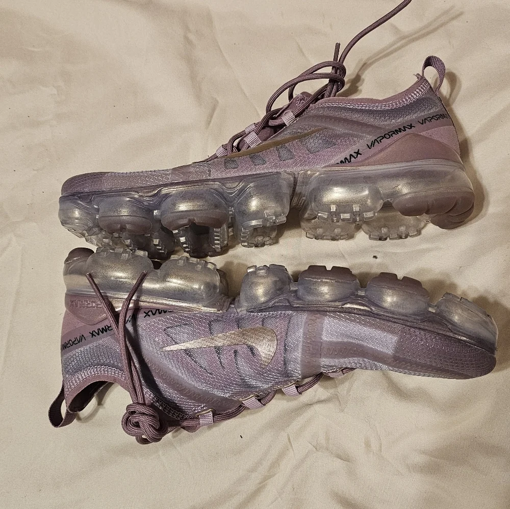 Nike VaporMax in Lavender with Clear Soles - Picture 4 of 4